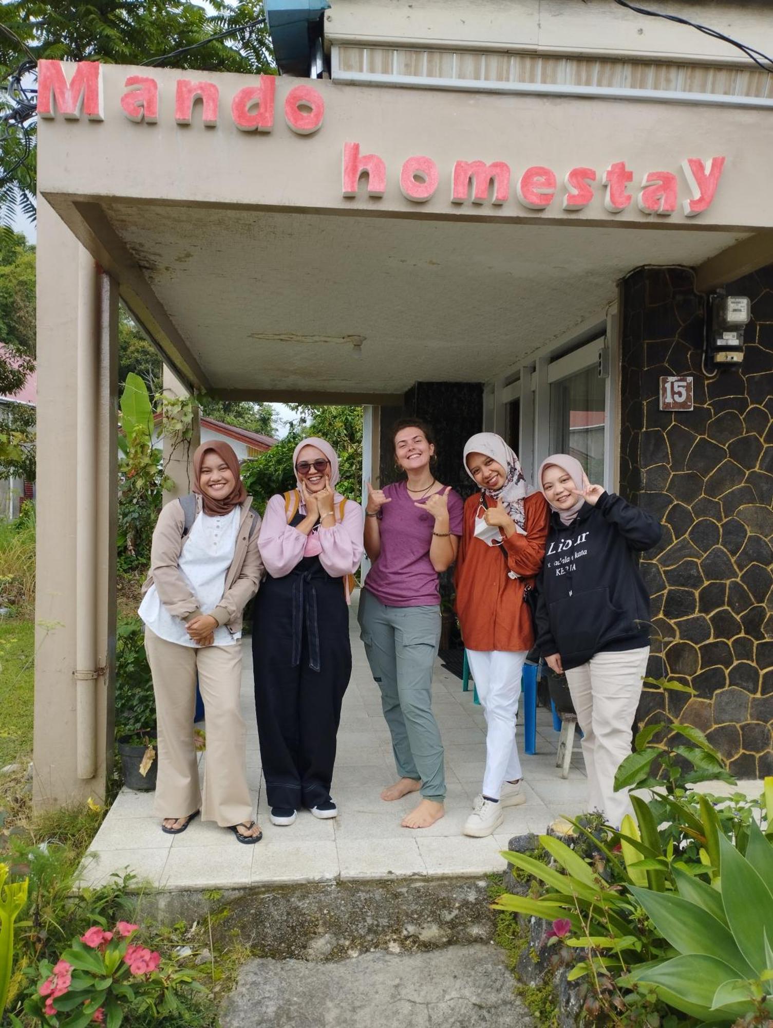 Mando Homestay III بوغيتّينغي المظهر الخارجي الصورة